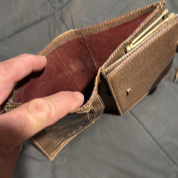 Authentic Vintage Gucci Brown Wallet Micro GG Clasp Very Rare! - Picture 6 of 17